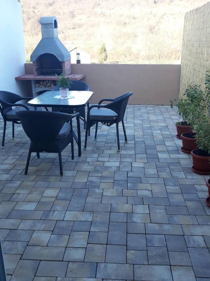 Tri Srece Apartamento Ogulin Exterior foto