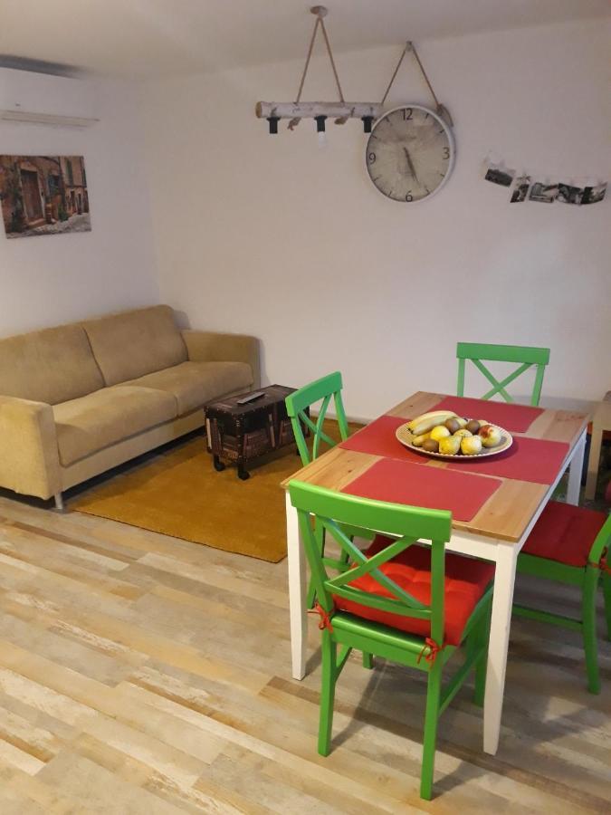 Tri Srece Apartamento Ogulin Exterior foto