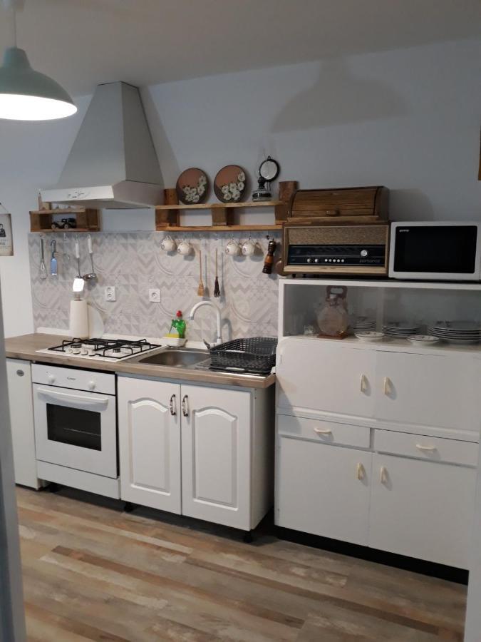 Tri Srece Apartamento Ogulin Exterior foto
