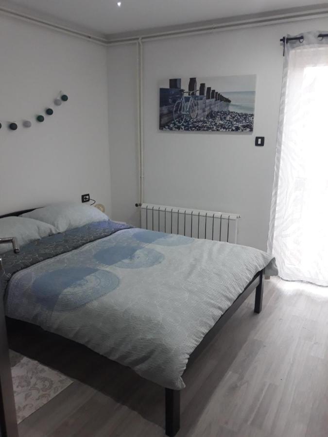 Tri Srece Apartamento Ogulin Exterior foto