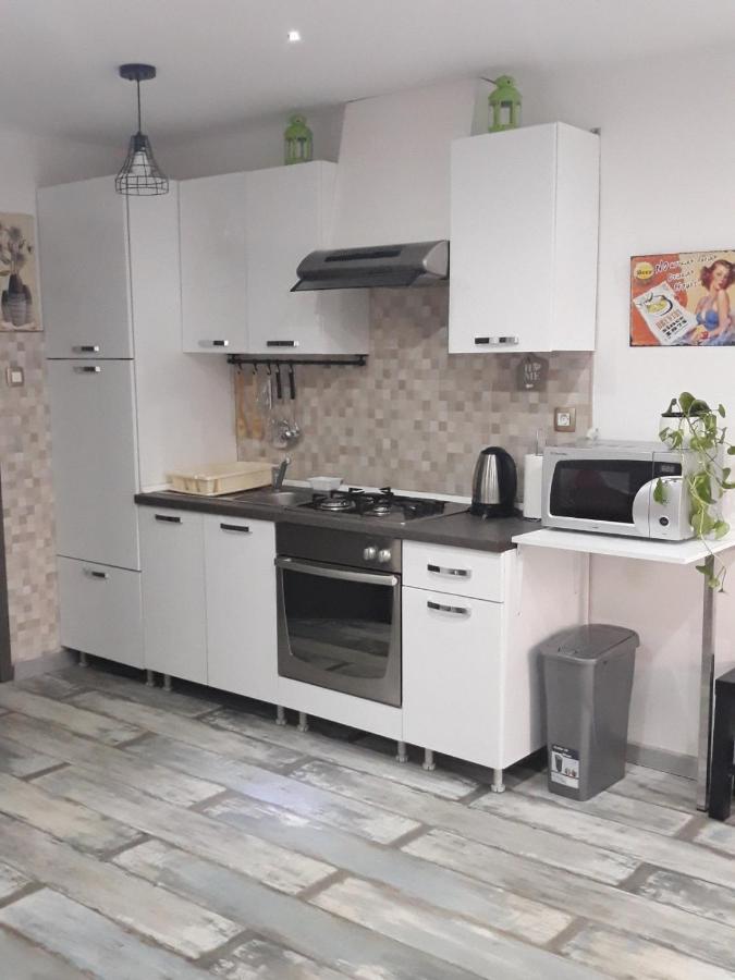 Tri Srece Apartamento Ogulin Exterior foto